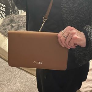 Guess bag with crossbody strap!